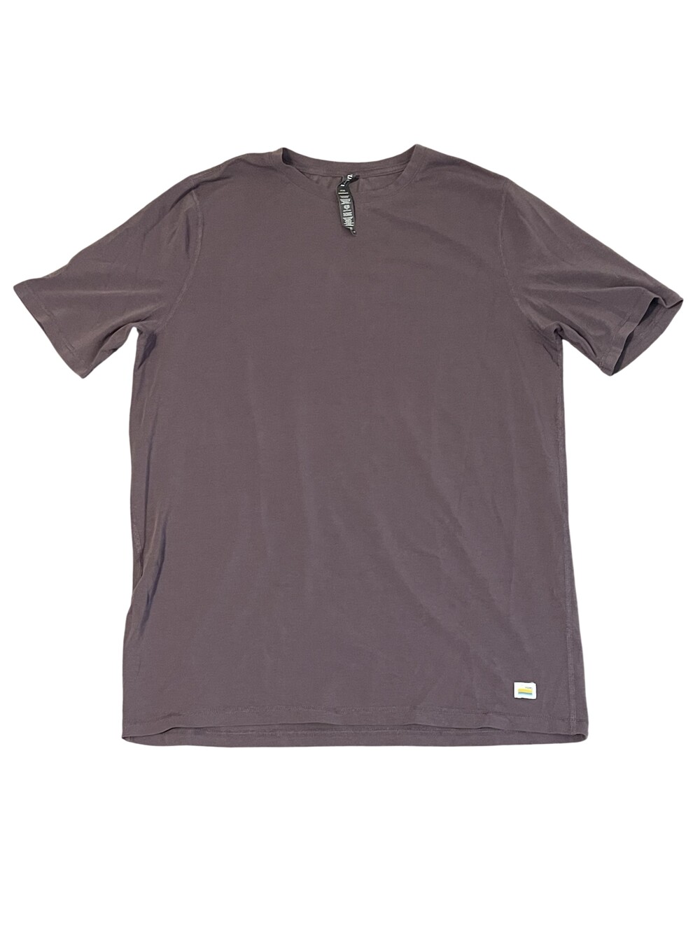 Vuori Shirt Mens Medium Purple Pima Cotton Stretch Tee Crewneck Logo Casual
